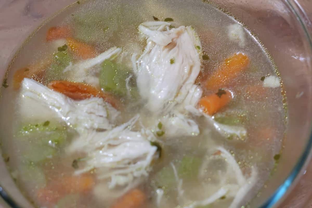 Easy chicken soup recipe? When I don't feel so good and am wanting chicken soup I make this tasty imposter that tastes like it was simmering all day. All you need is 15 minutes. #misshomemade