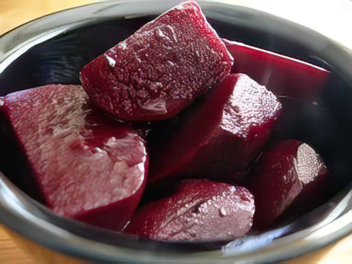 Spiced Pickled Beets Recipe - so good. They did not last long at my house. #misshomemade